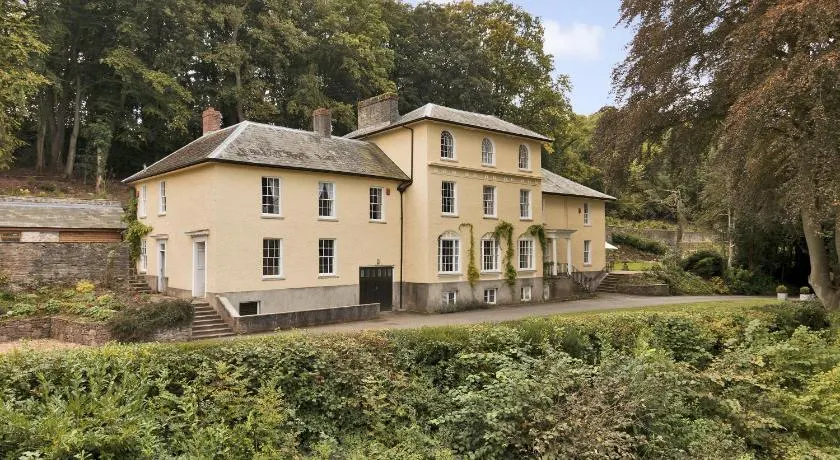 Broomfield House - Image 1