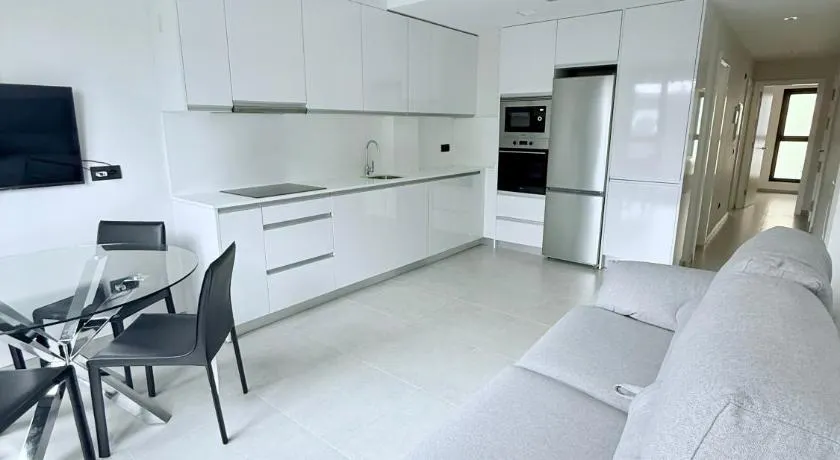 New Spacious 2 Bedroom Apartment in Las Canteras with 2 Bathrooms WiFi Air Conditioning and Parking - Image 1
