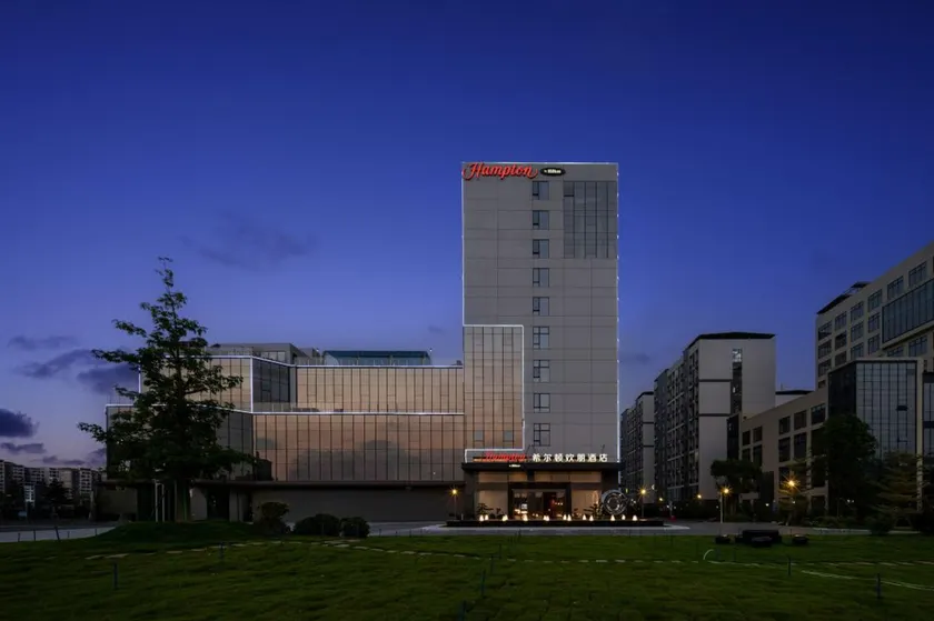 Hampton by Hilton Guangzhou Baiyun Airport Cultural Tourism City - Image 1