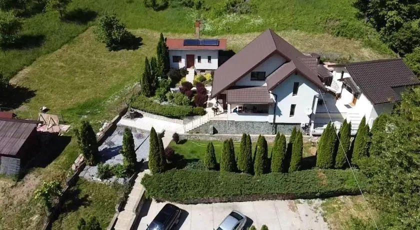 Casa dintre Brazi Hunedoara - Image 1