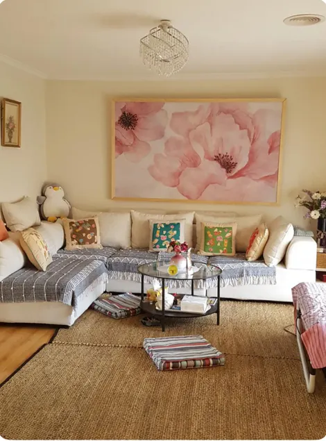 Lemon View Room in Shared Home - near Station, Restaurants, Gym & Airport - Image 1