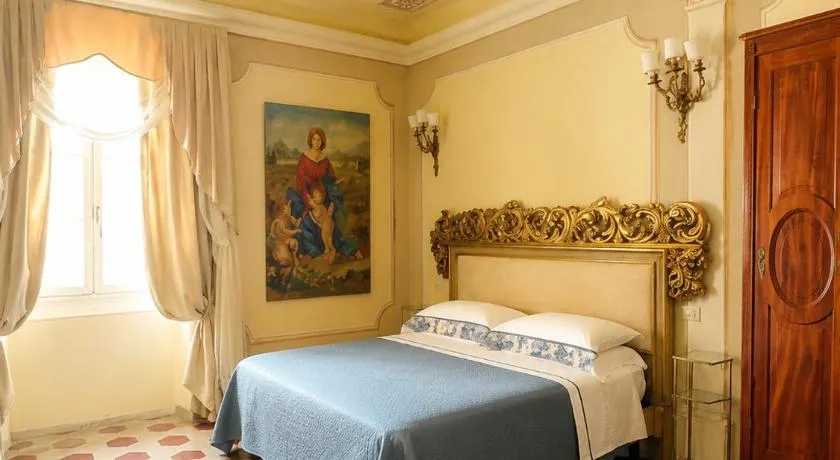 Palazzo Lari Sarzana - Historic Boutique Rooms - Image 1