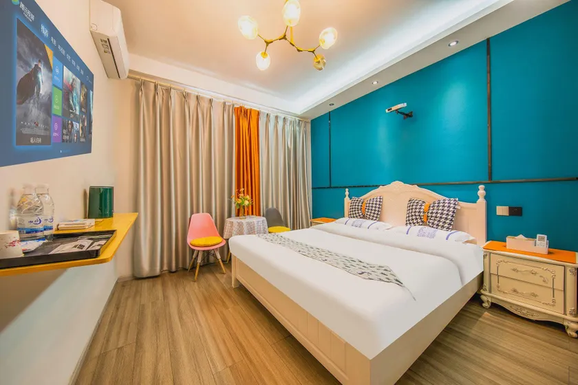 cm Hotel (Anning Wuyue Plaza Branch) - Image 1