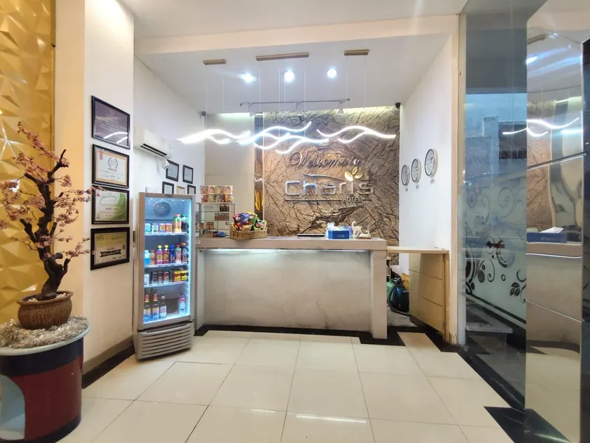 De La Charis Hotel Kediri - Image 1