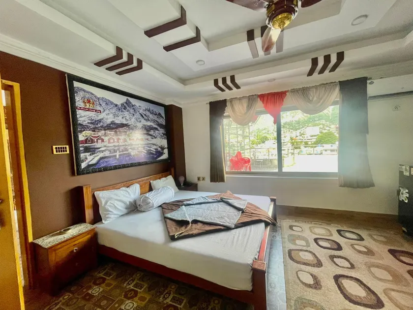 Kingdom Guest House And Hotel Muzaffarabad - Image 1