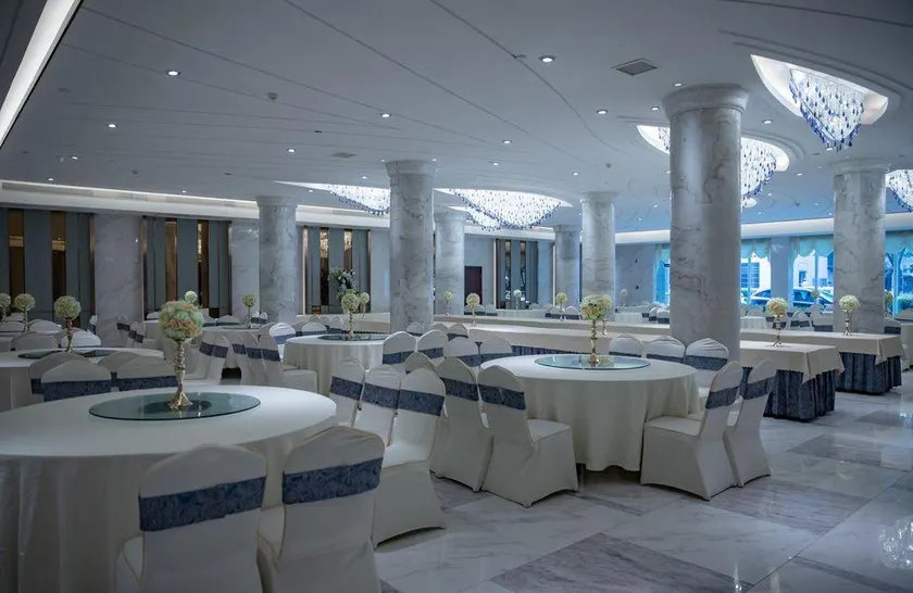 Jiangxi Hotel - Image 1