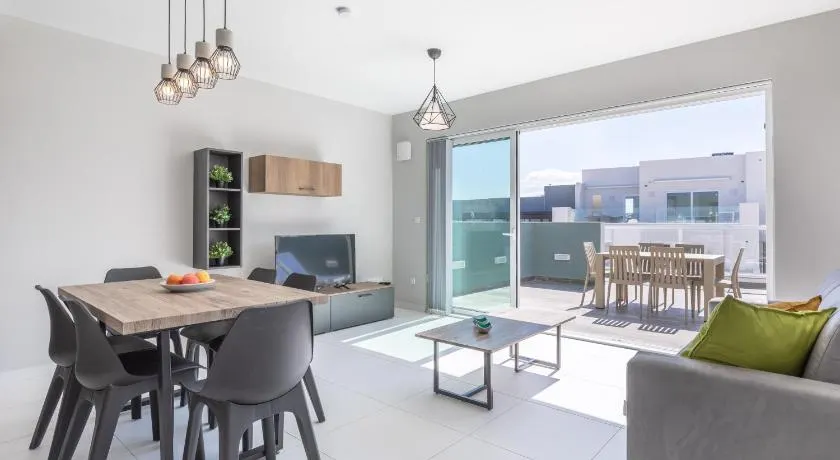 Luxury Penthouse in Swieqi with Heated Jacuzzi by SF Homes - Image 1