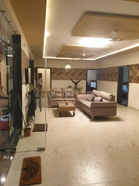 The Mango Tree- Luxury Rooms & Event Space - Image 1