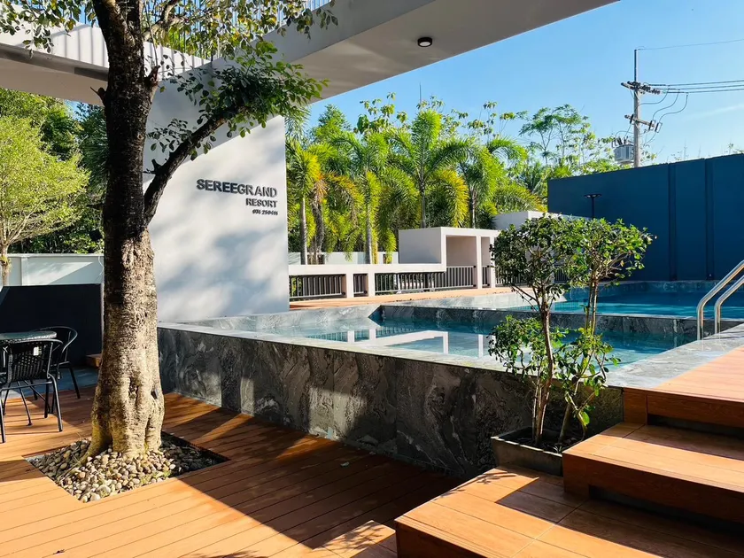 Seree Grand Resort - Image 1