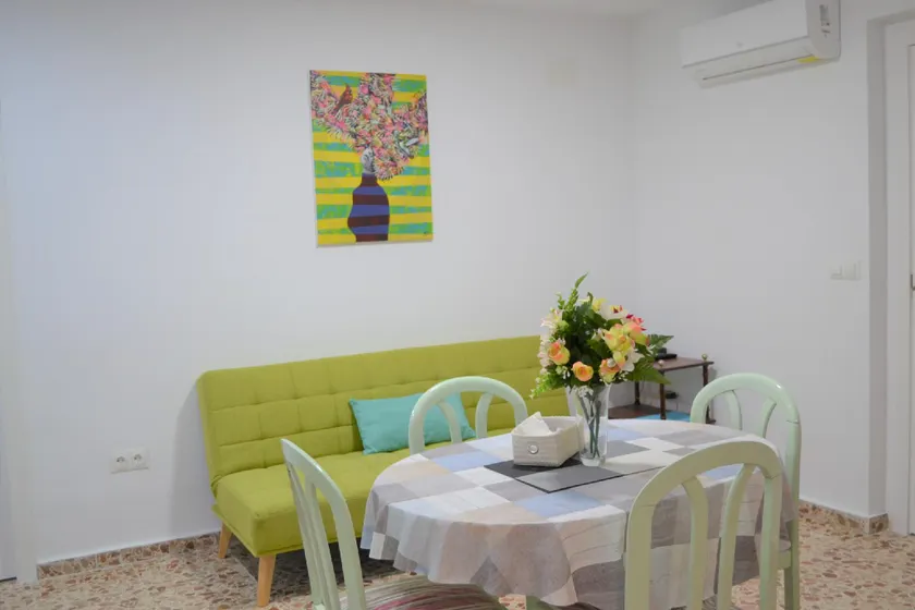 Superb 1 Bedroom Apartment with Gallery CB7EV - Image 1