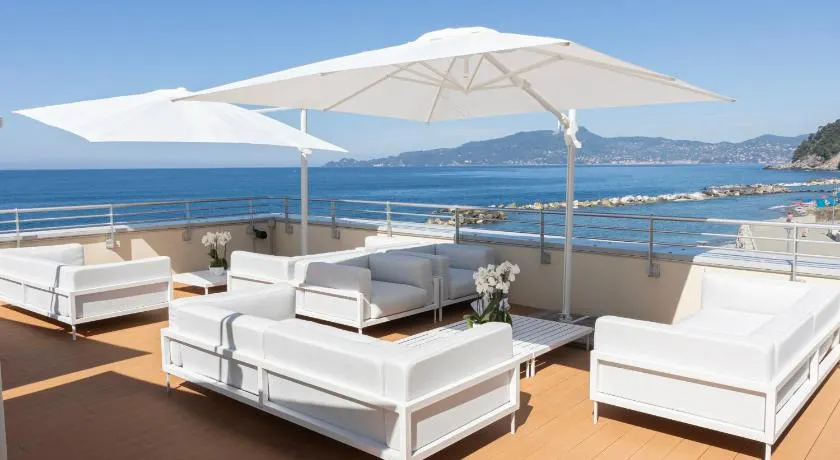Gli Scogli Luxury Residence Hotel - Image 1
