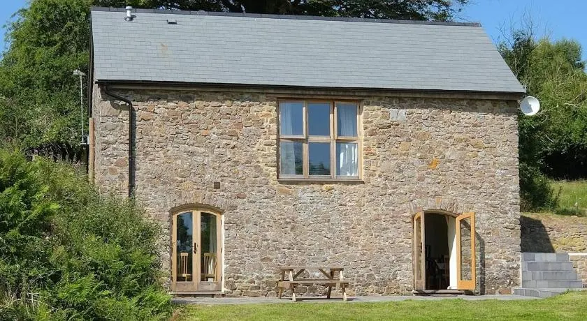 1 Bed Cottage - Sleeps 2 - Parking - Wifi - Image 1