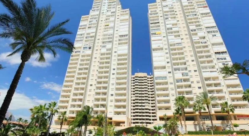Kinderfreundliches schönes Apartment mit beheiztem Pool, Garten und Grill - Image 1