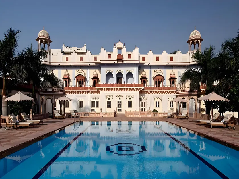 Laxmi Vilas Palace - Image 1