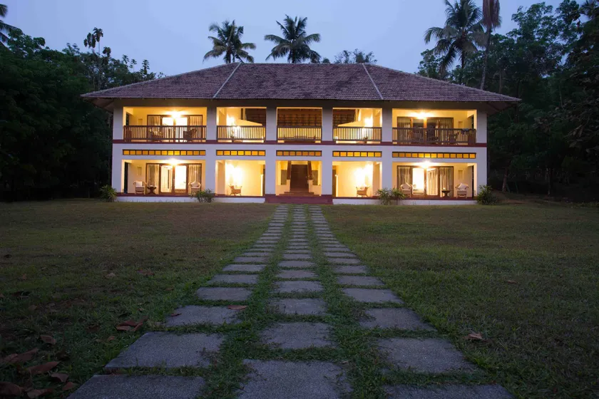 Windermere River House - Image 1
