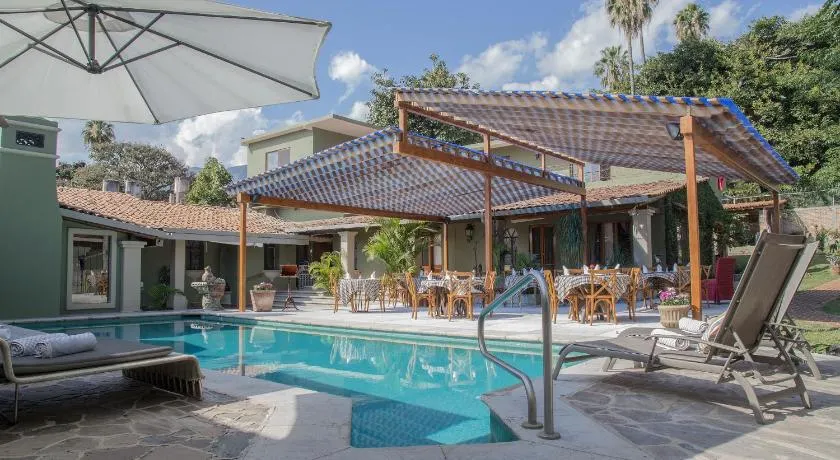 Hacienda del Lago Boutique Hotel - Image 1