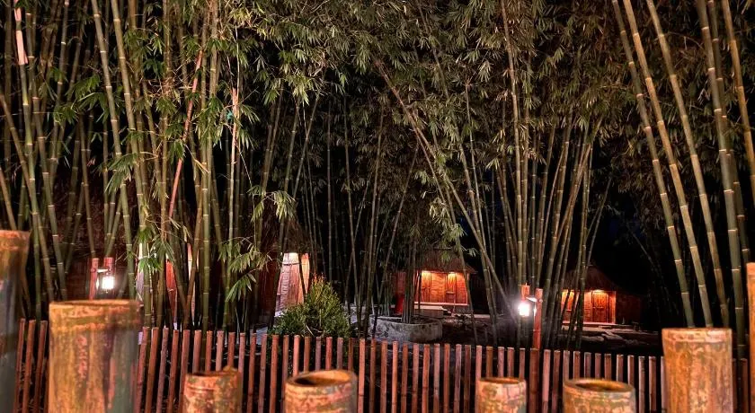 Para para cafe & cottage - Image 1
