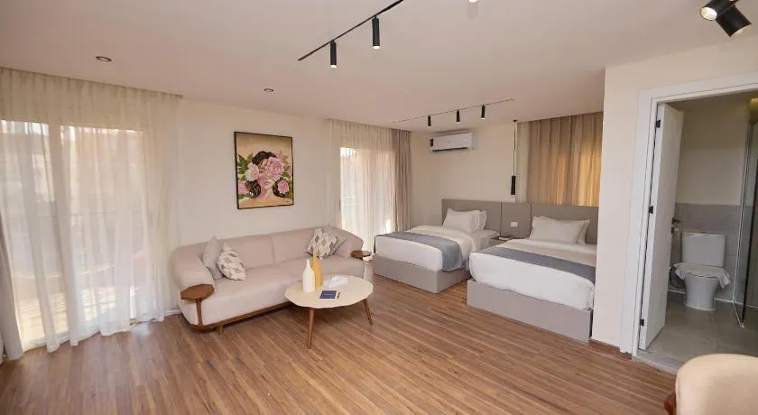 Settle Inn Mirage Boutique Hotel - Image 1