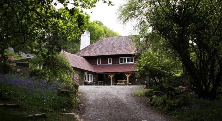 Bracken Tor Hostel - Image 1