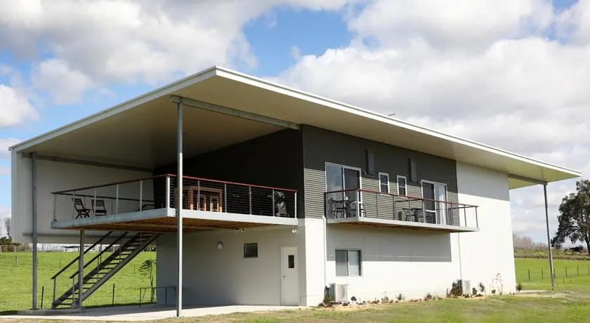 Lot113 Vineyard Accommodation - Image 1