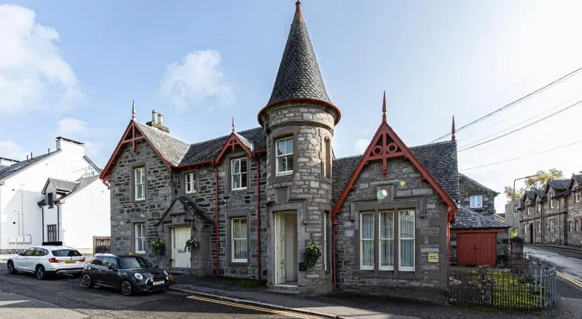 Bank House Pitlochry - Image 1