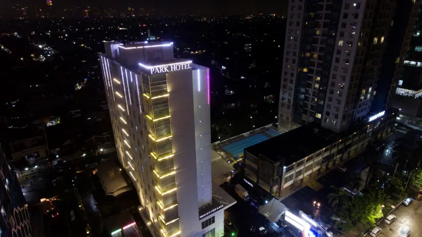 PARK HOTEL Cawang Jakarta - Image 1