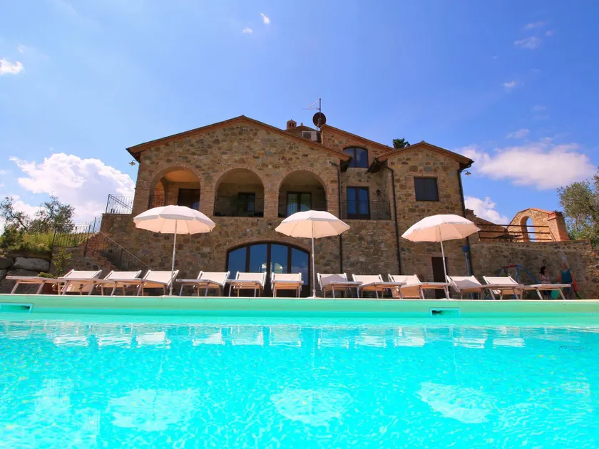 Pretty Farmhouse in Castel del Piano with Terrace - Image 1