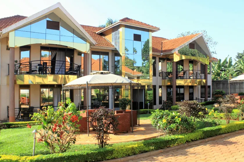 Signature Hotel Apartments - Image 1
