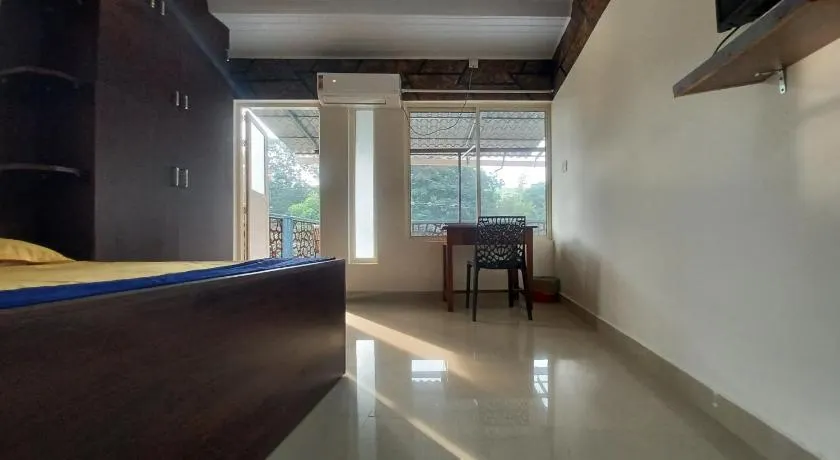 JEENA MOTEL - Image 1
