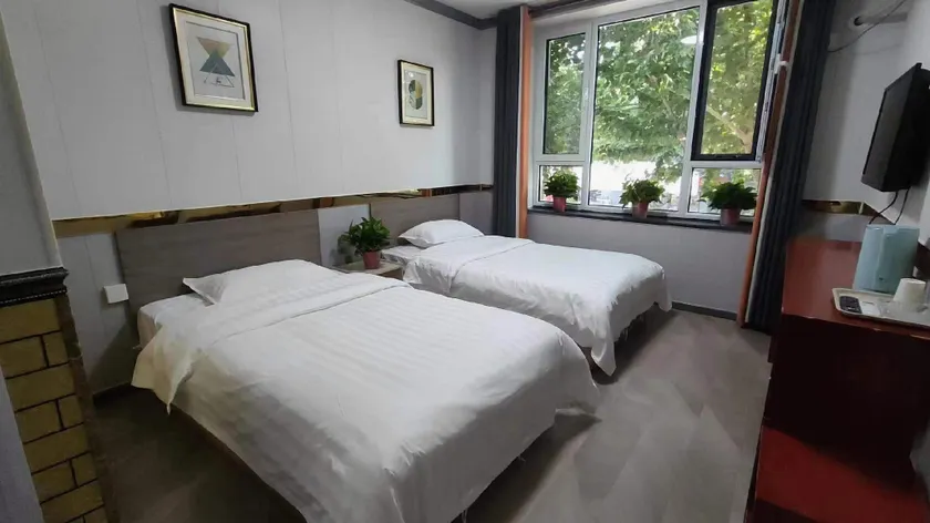Nanhe Xuanxuan Hotel - Image 1