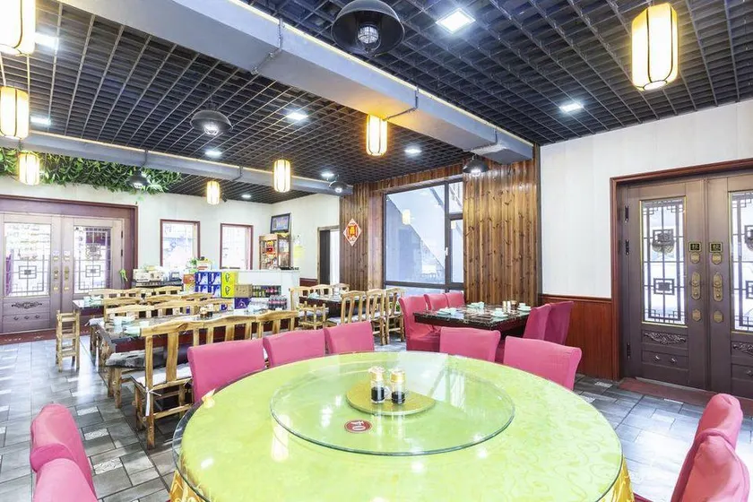 Zeyuan Shanzhuang Hotel - Image 1