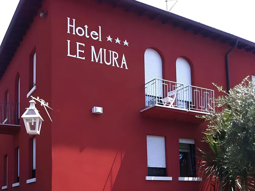 Hotel Le Mura - Image 1