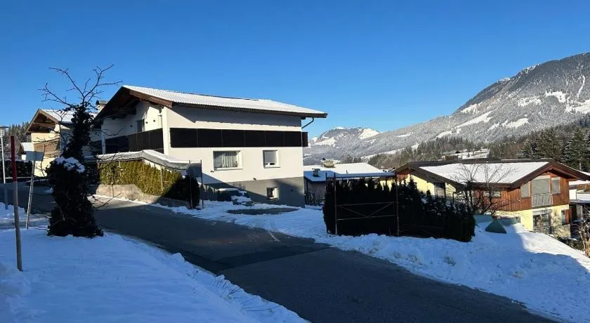 Frana Appartements - Image 1