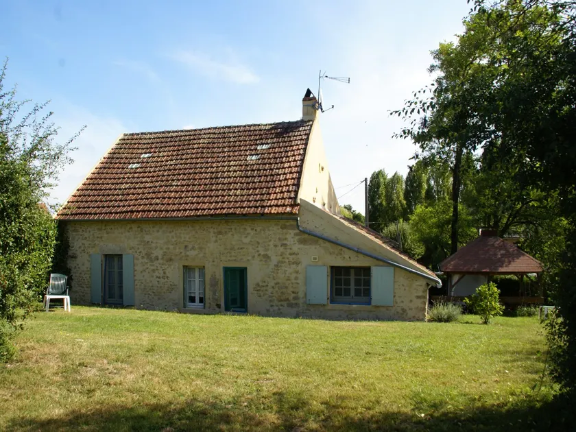 Feriehus i Vitry-Laché tæt på sø - Image 1