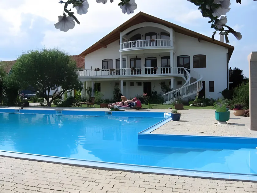 Hotel Bielmann - Image 1