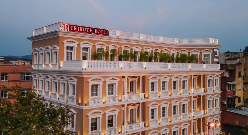 TRIBUTE Hotel - Image 1