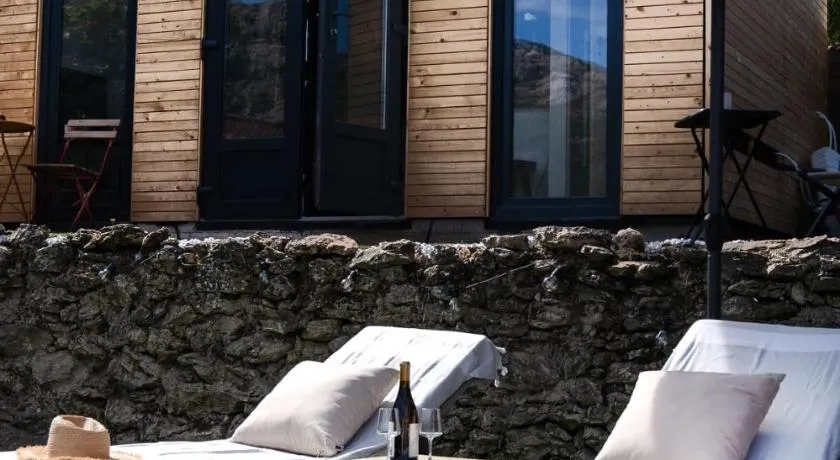 Le Nid des Calanques et son Jacuzzi - Image 1