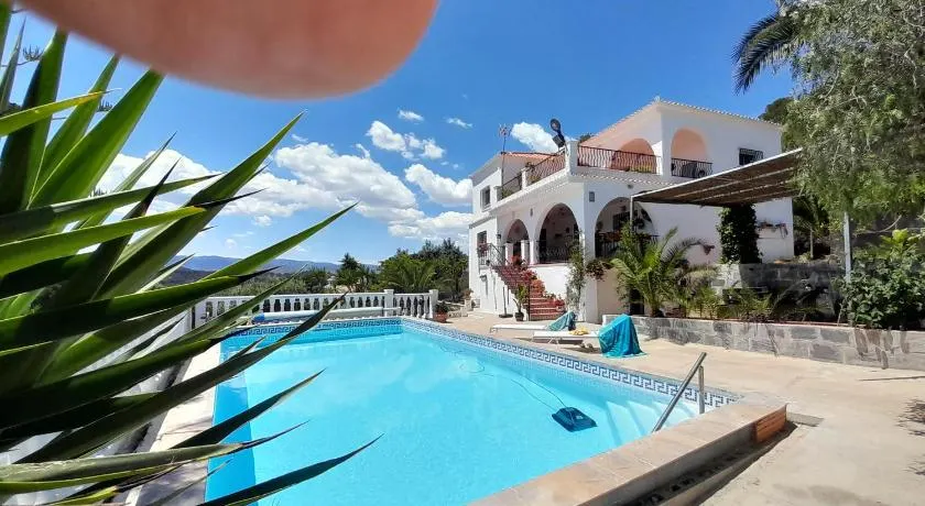 Casa Loro Loco B&B - Image 1