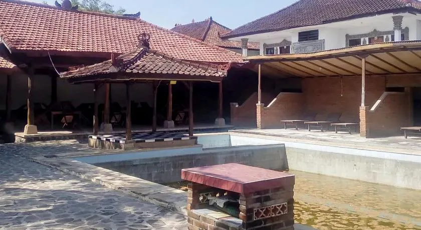 Guest House Surya Ayu Permai Buleleng Mitra RedDoorz - Image 1