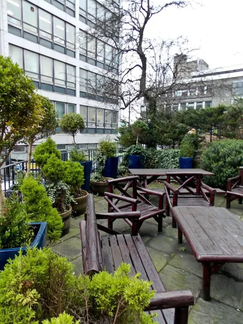 Victorian House Hotel - Image 1