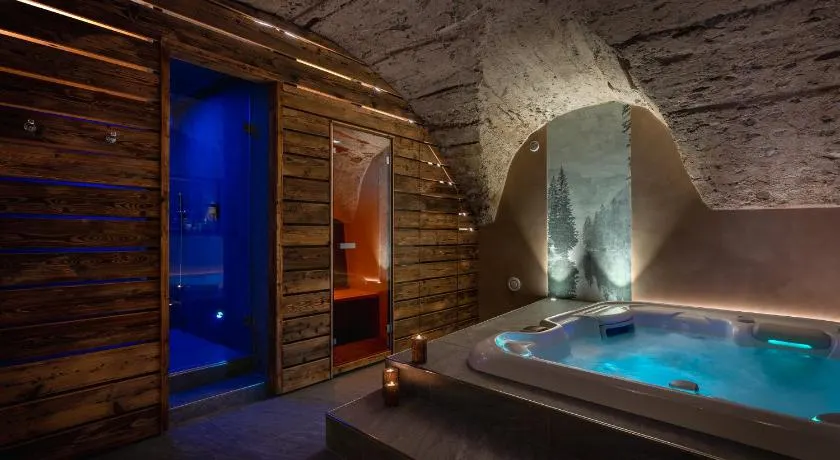 Casa Mao' di TSS' - NUOVA wellness privata ,Ideale per Famiglie e Gruppi vicino al Lago di Caldonazzo - Image 1