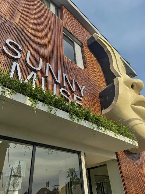 Sunny Muse by Betterplace - Image 1