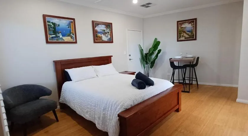 Cosy Haven - Large Comfy Dwelling - Image 1