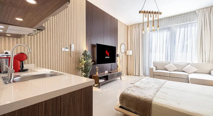 Studio with Private Garden by Blue Cloud Holidays - Image 1