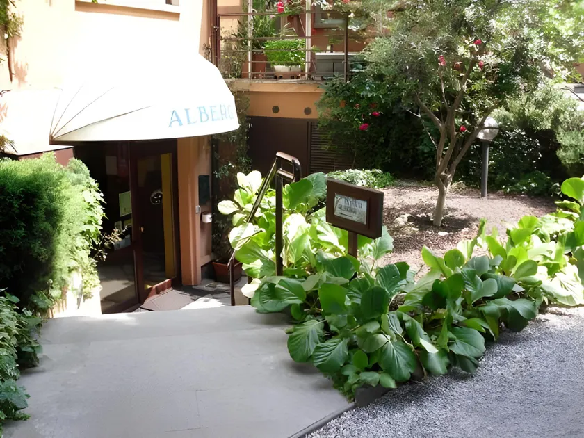 Albergo Hotel Giardino - Image 1