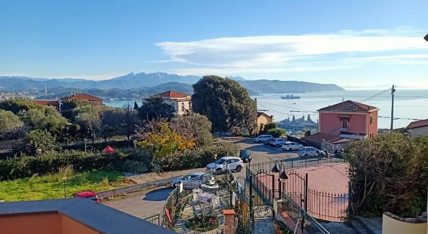 Casa Valentyna - Image 1