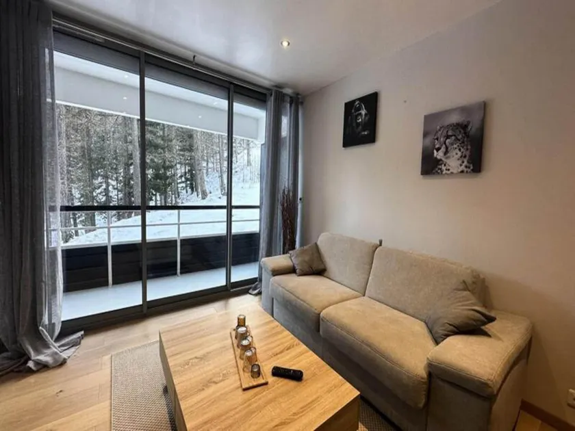 Studio in France with Ski-In Access - Image 1