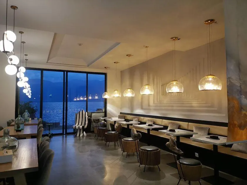 Ideal Life Hotel - Image 1