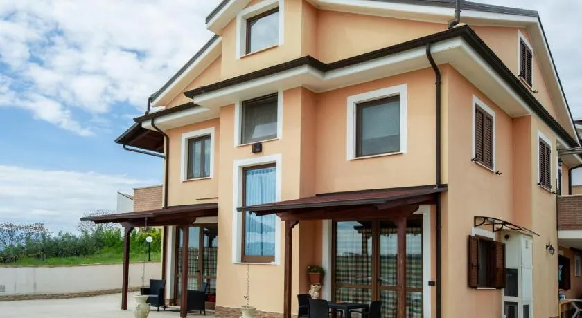 Flora house - Image 1