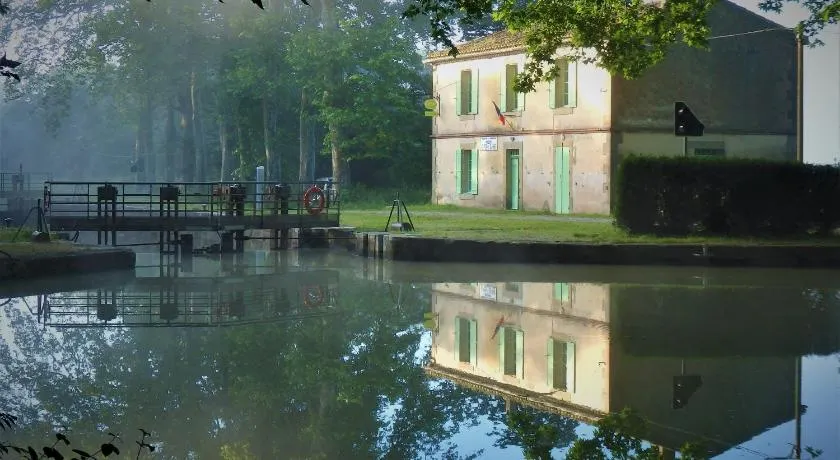 La Bonne Planque - Maison éclusière de la Domergue Canal du Midi - Image 1